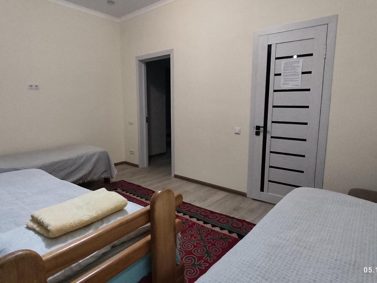 Tuenduek Guest House, Karakol Room photo